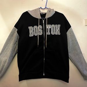 Boston black and gray warm stretchy sweater